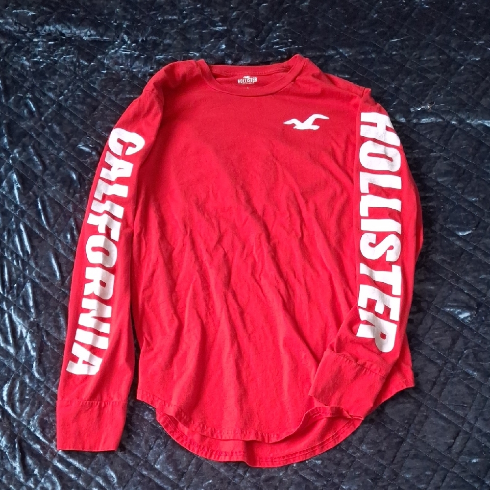 Hollister Men's Red Long Sleeve Shirt